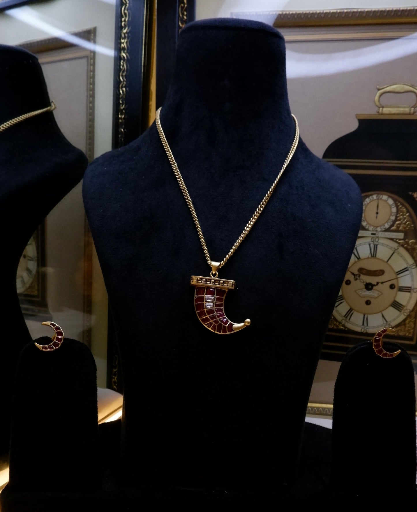 TIGER PENDANT SET