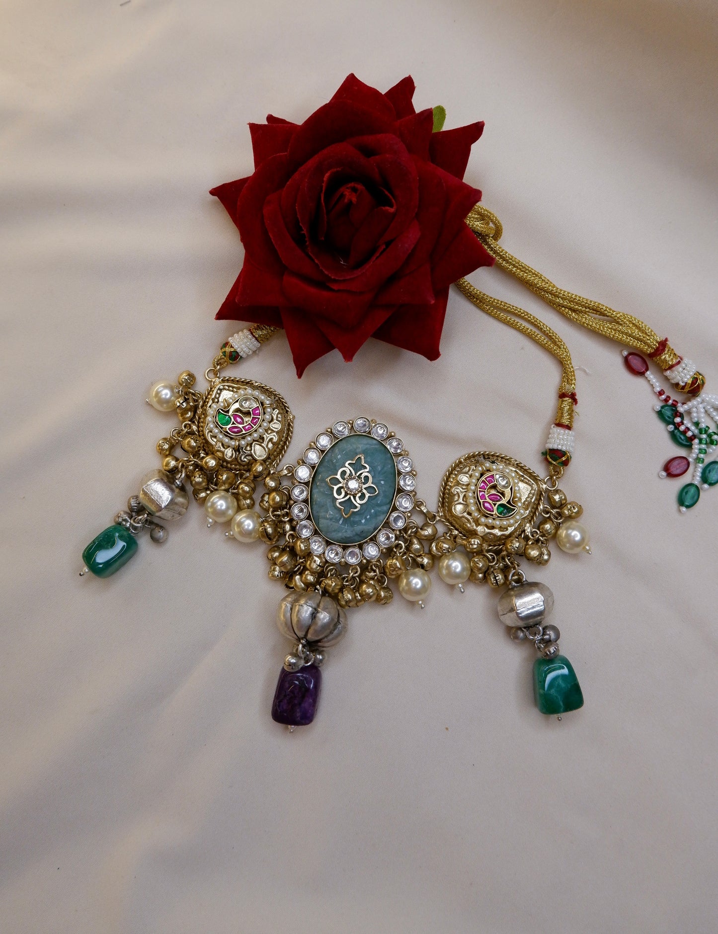 VEDA CHOKER