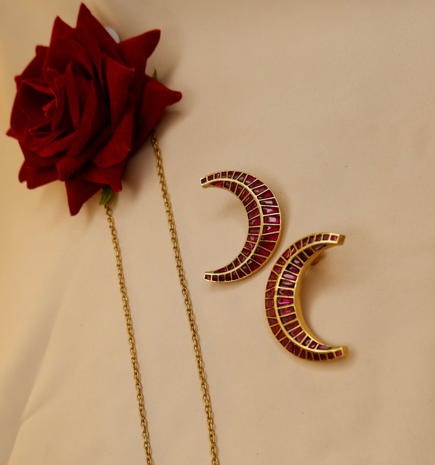 CHAAND PENDANT SET
