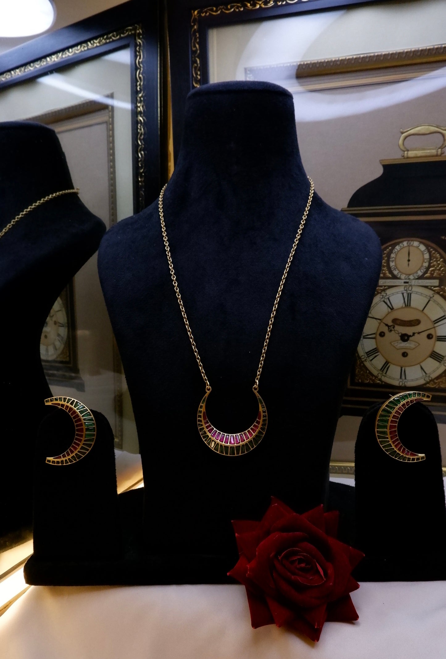 CHAAND PENDANT SET