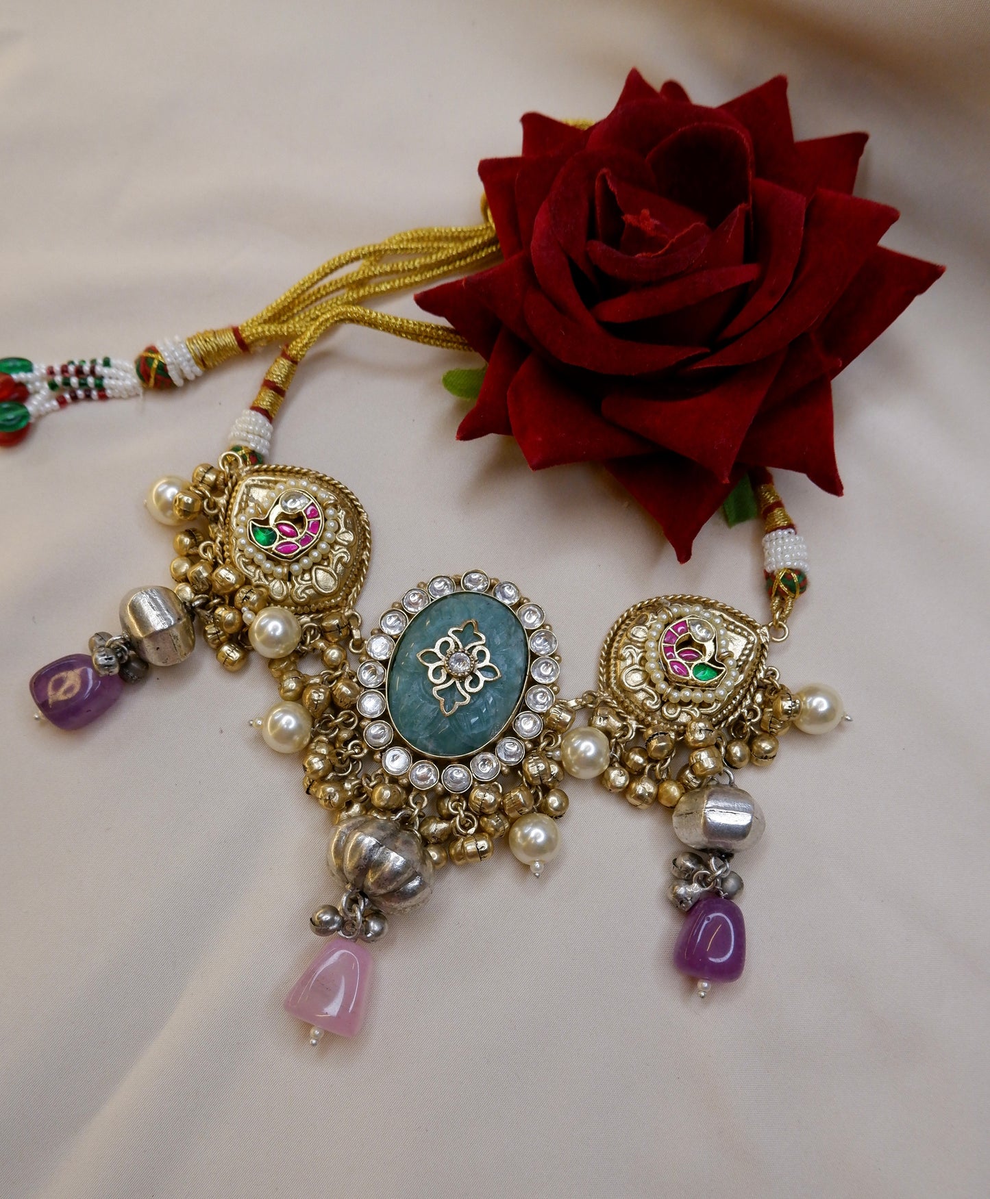 VEDA CHOKER