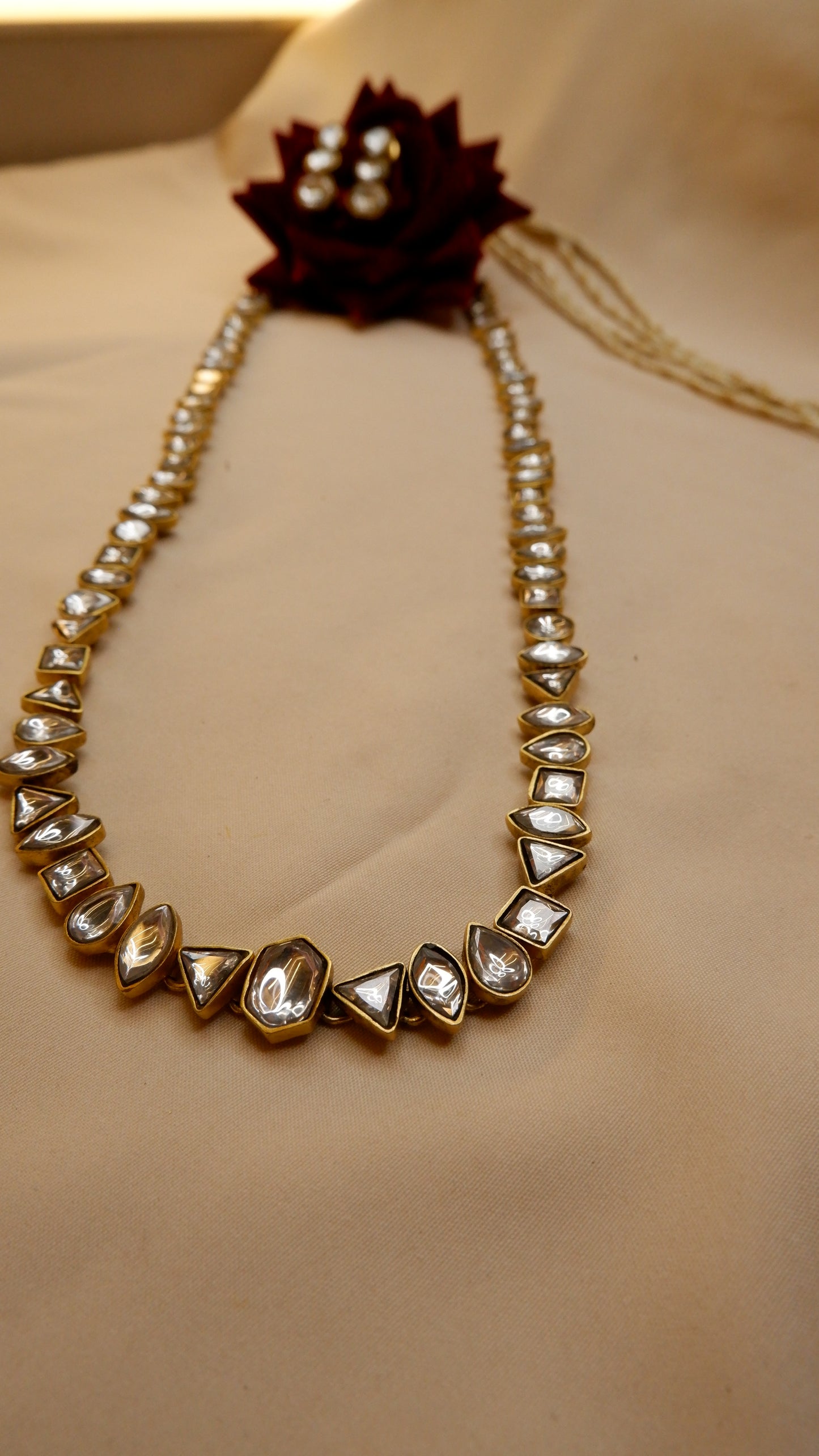 GIYANA 2 NECKSET