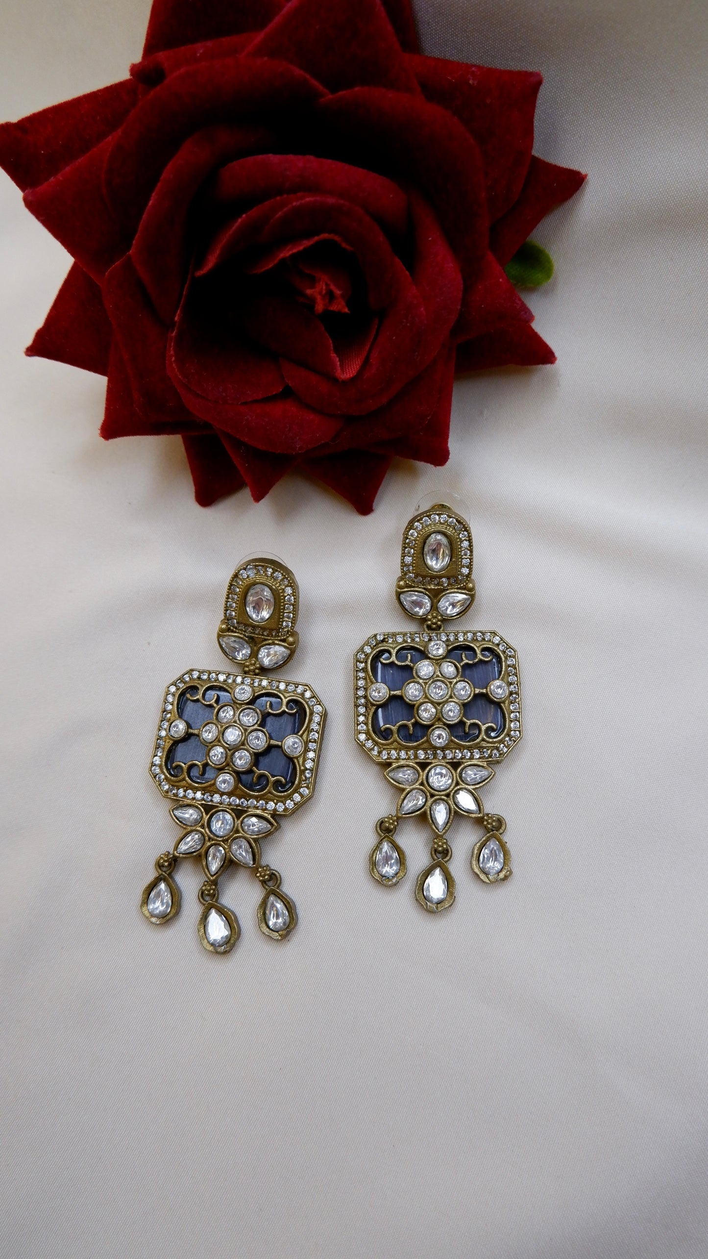 Maorvi Earrings