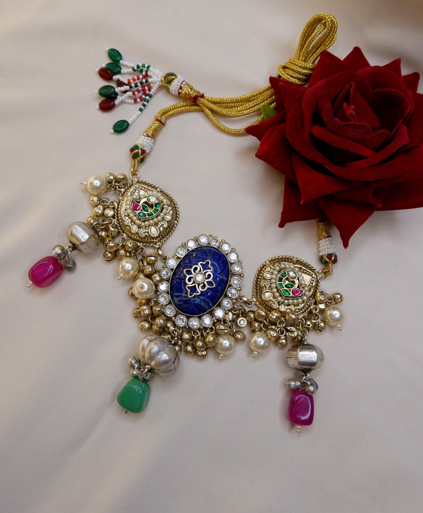 VEDA CHOKER
