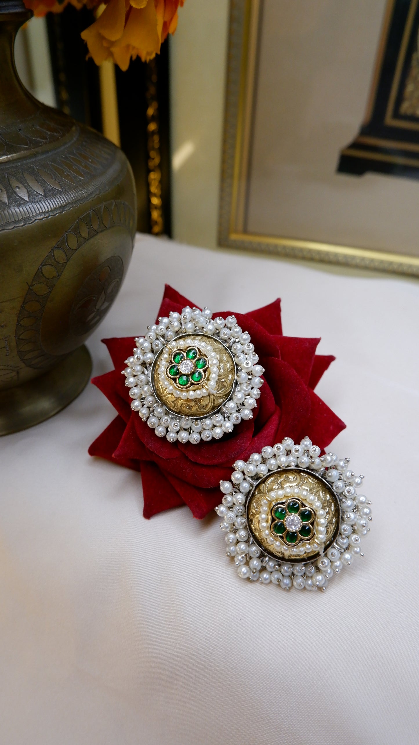 Samridhi Studs