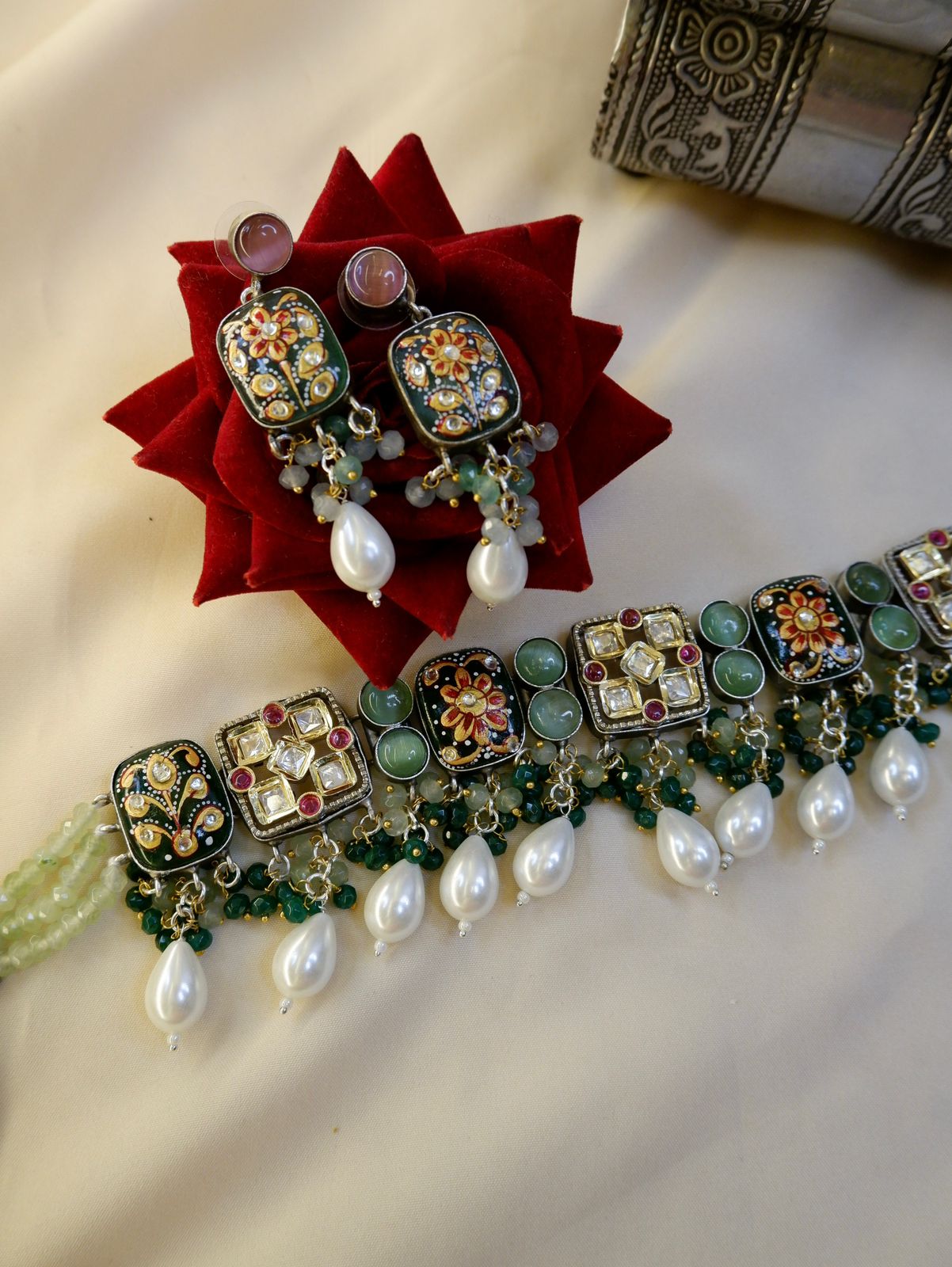 Dyuti Choker Set