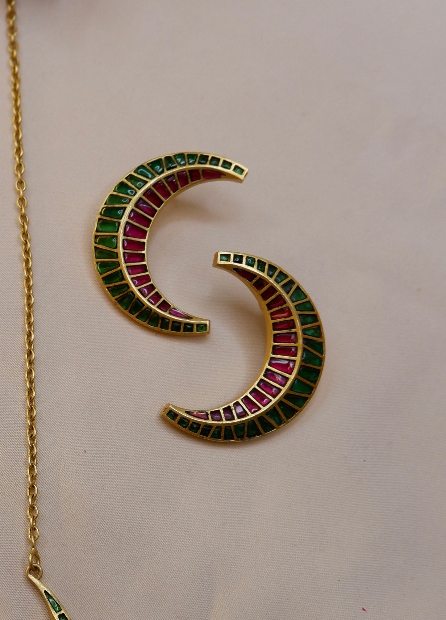 CHAAND PENDANT SET
