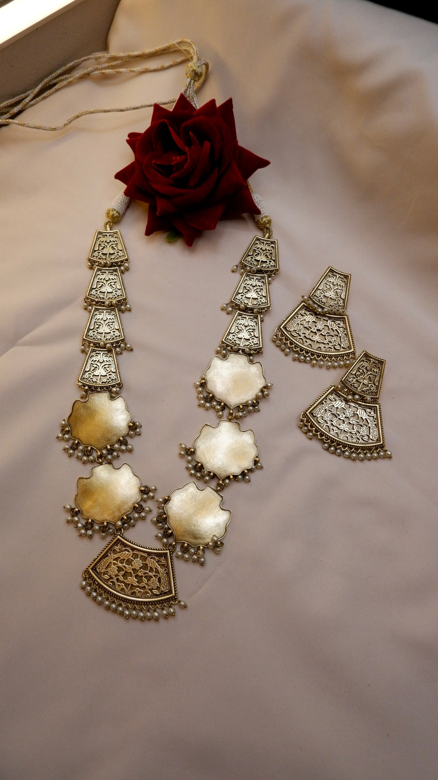 MARWAR THEWA NECKSET