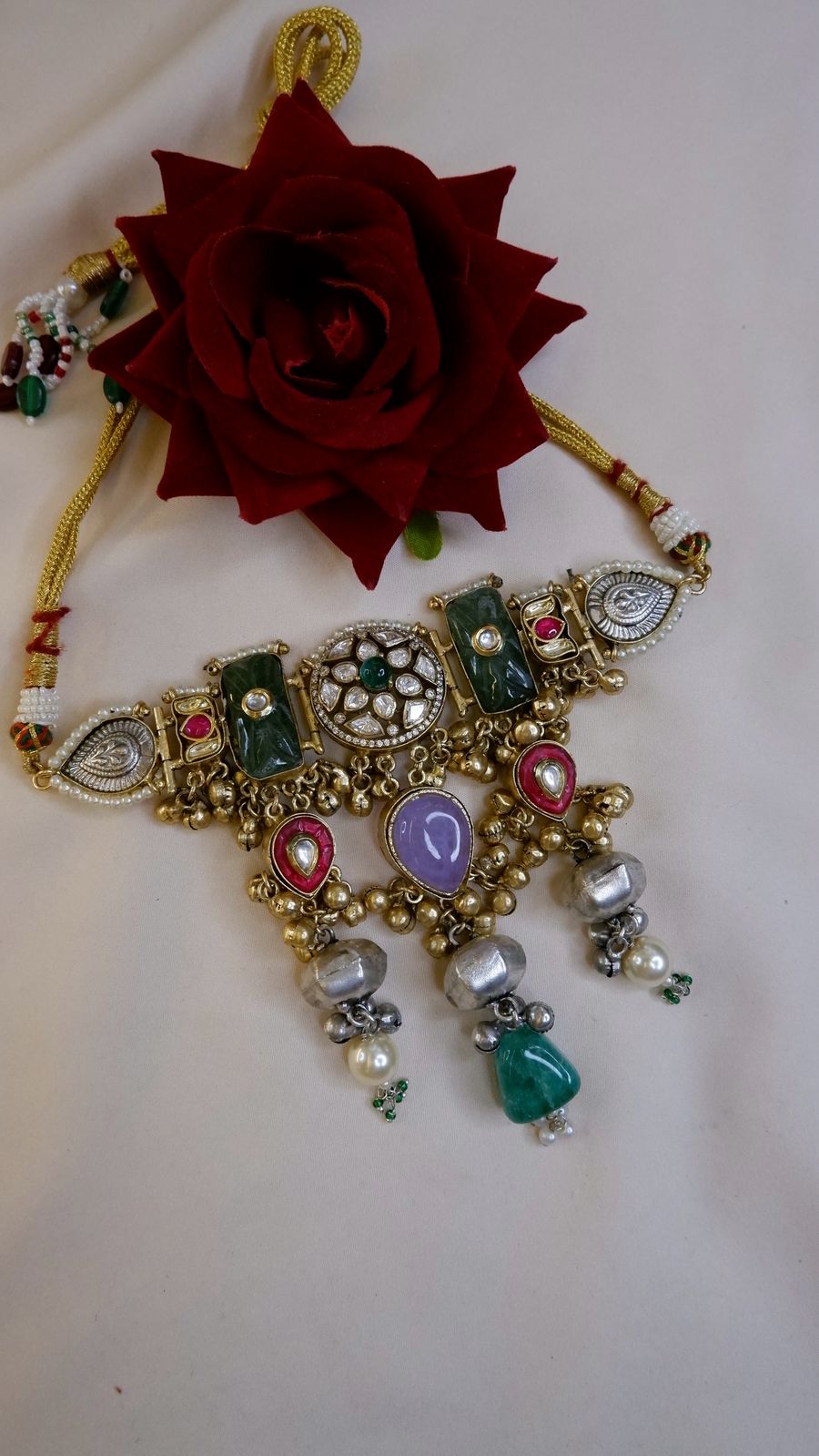 Meru Choker
