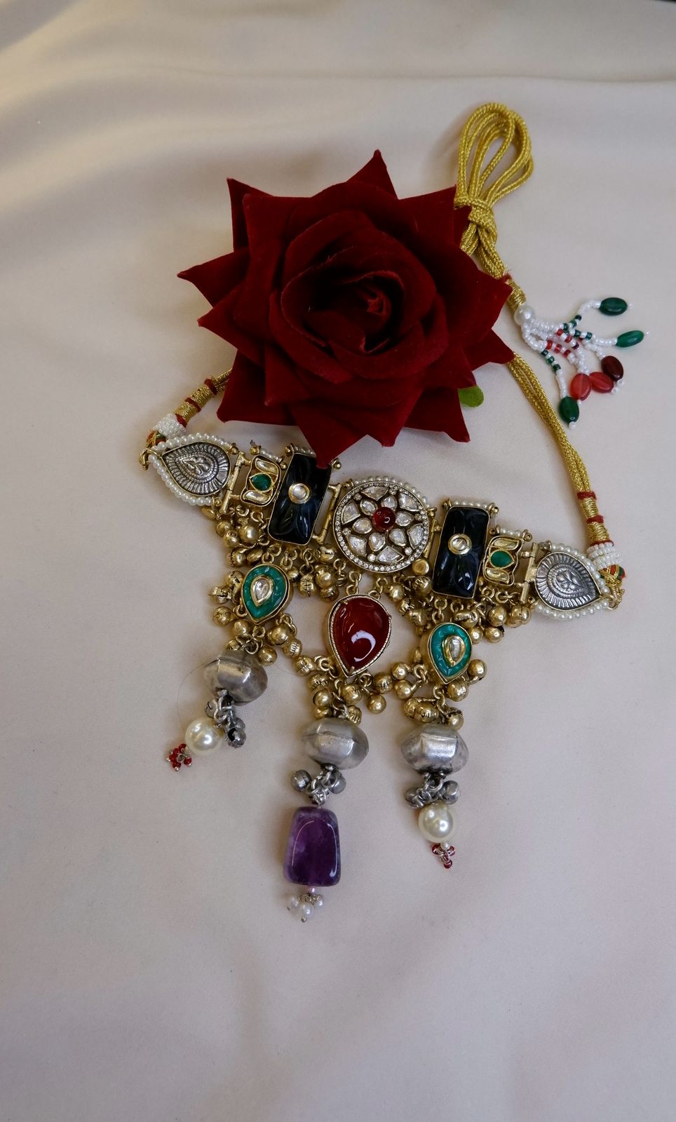 Meru Choker