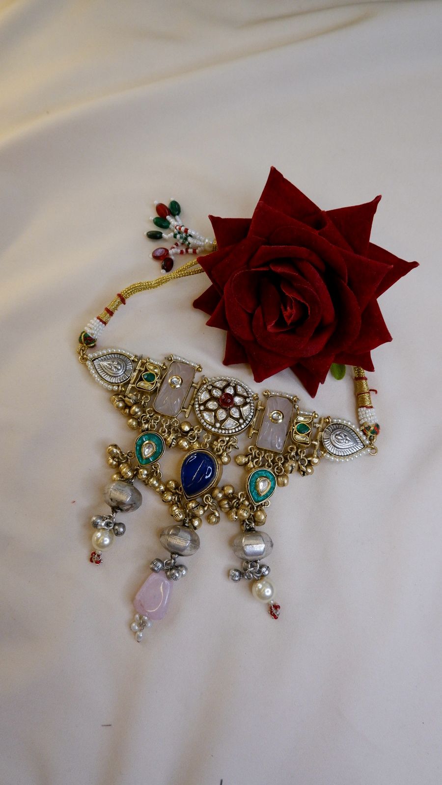 Meru Choker