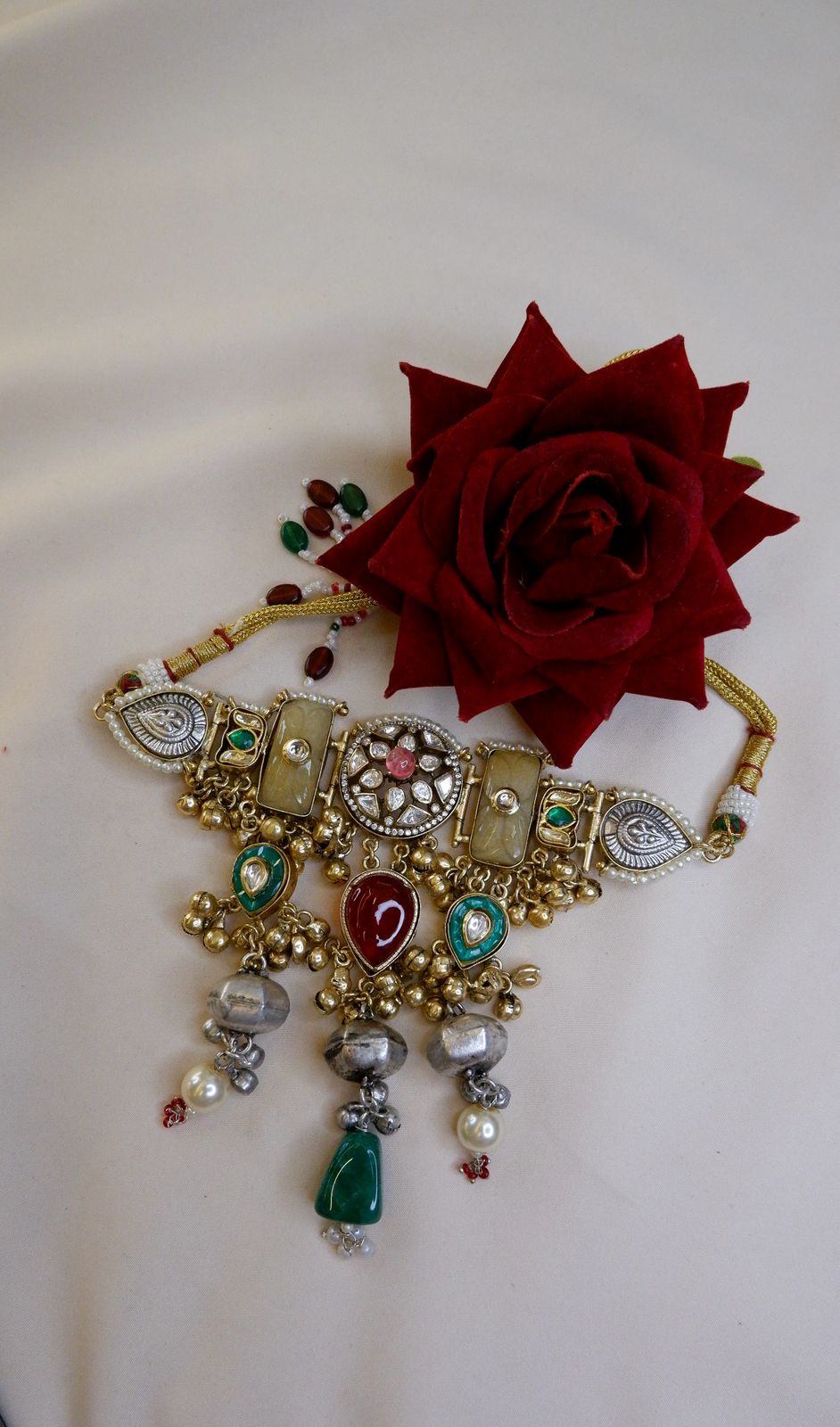 Meru Choker