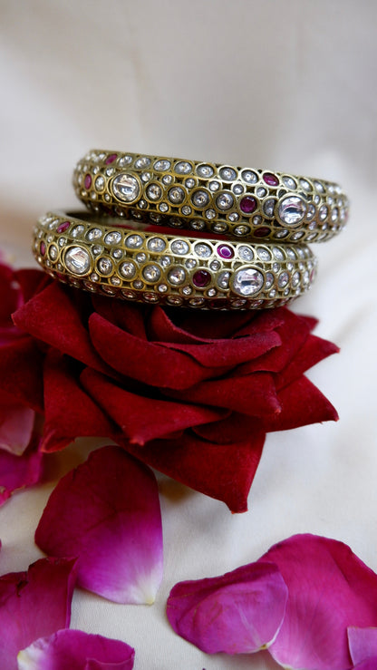 Ismita Bangle