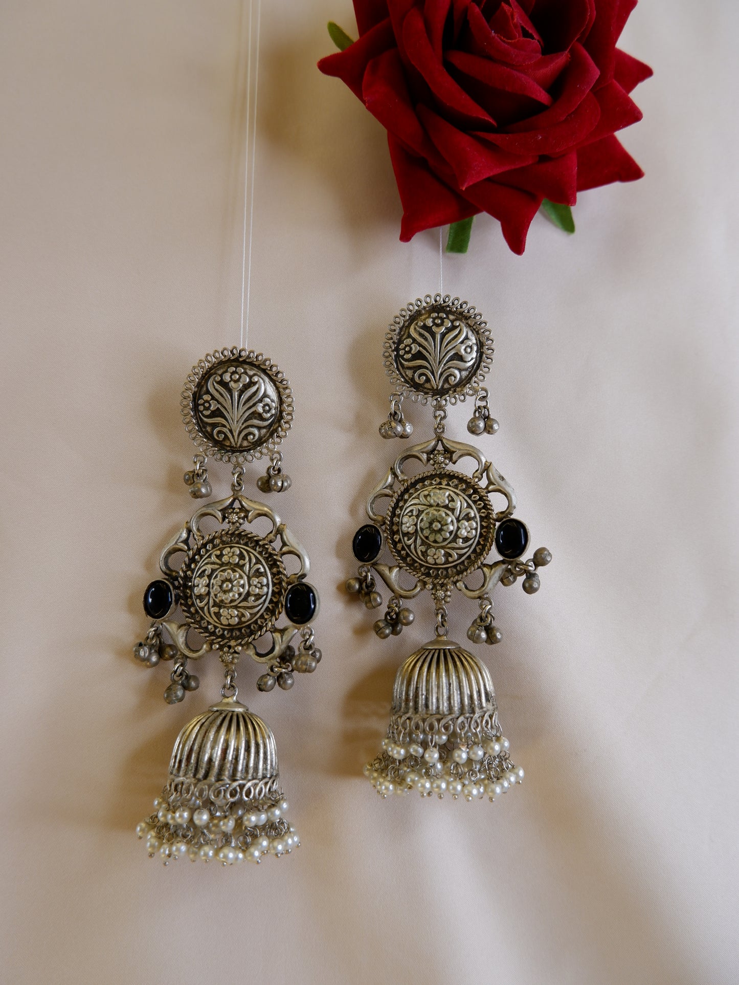 Maaru ll Earrings