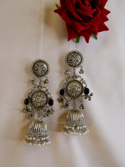 Maaru ll Earrings