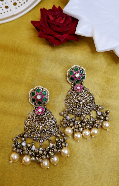 Kaashi Earrings