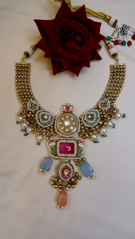 Ariana necklace
