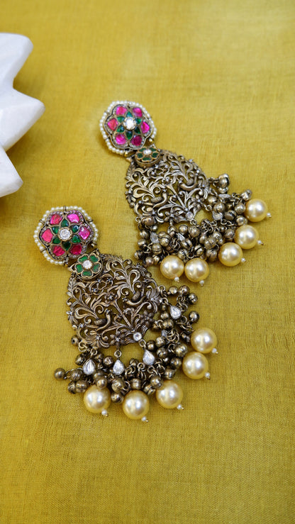 Kaashi Earrings