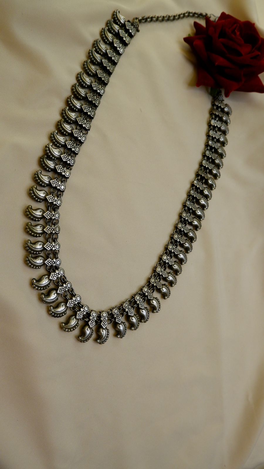 Aarunya long neckpiece