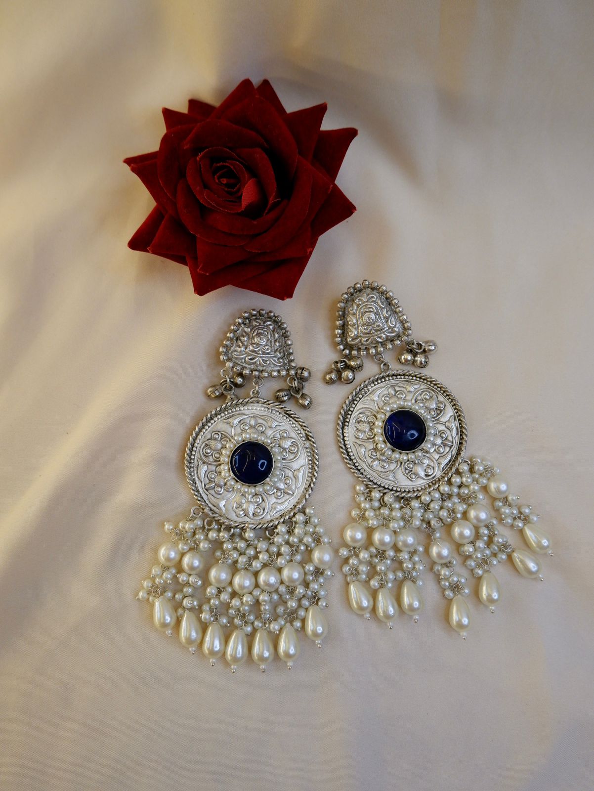 Aasti Pearl Earrings