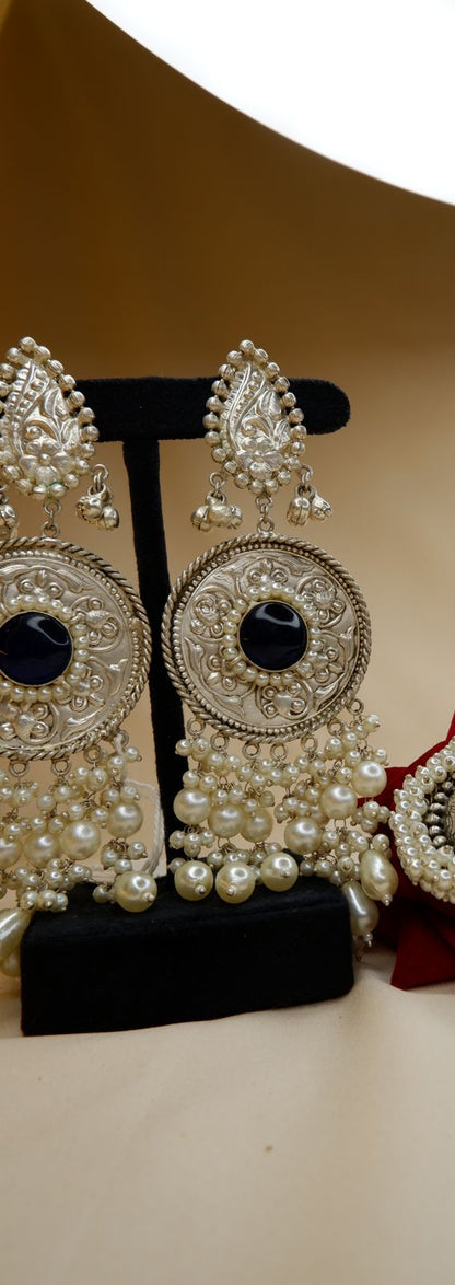 Aasti Pearl Earrings