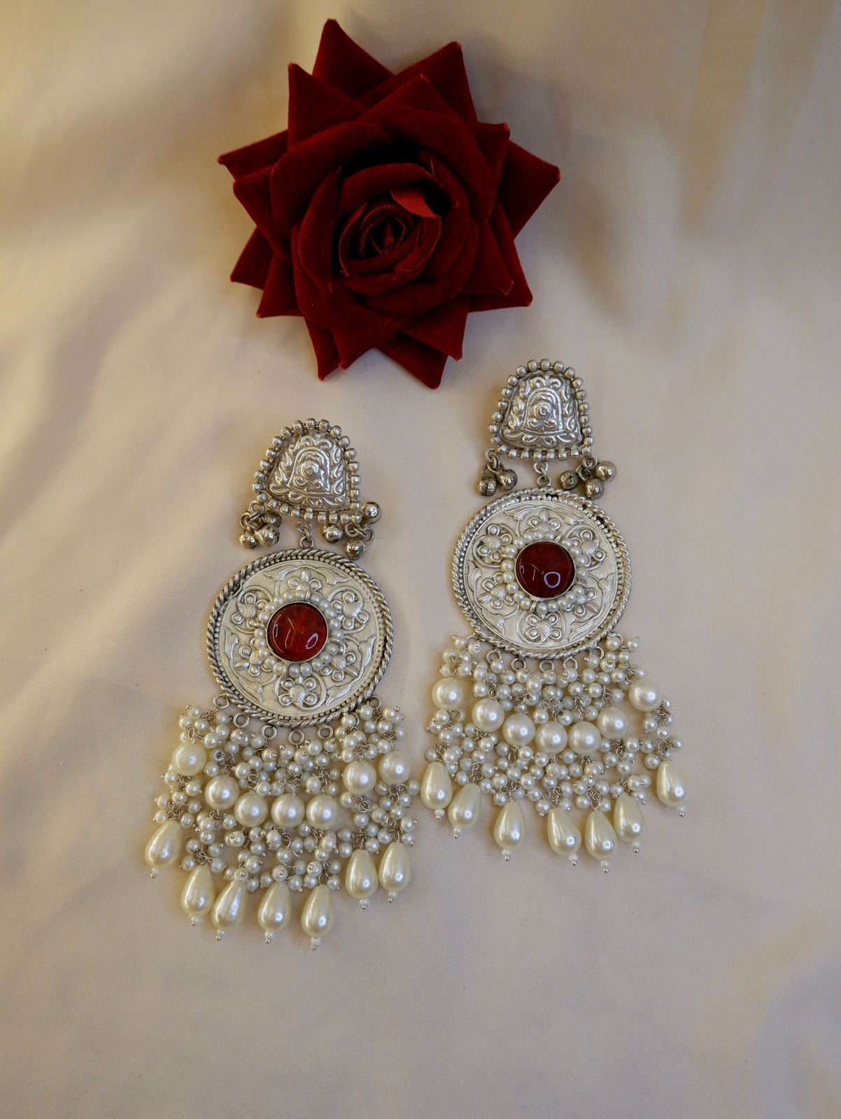 Aasti Pearl Earrings