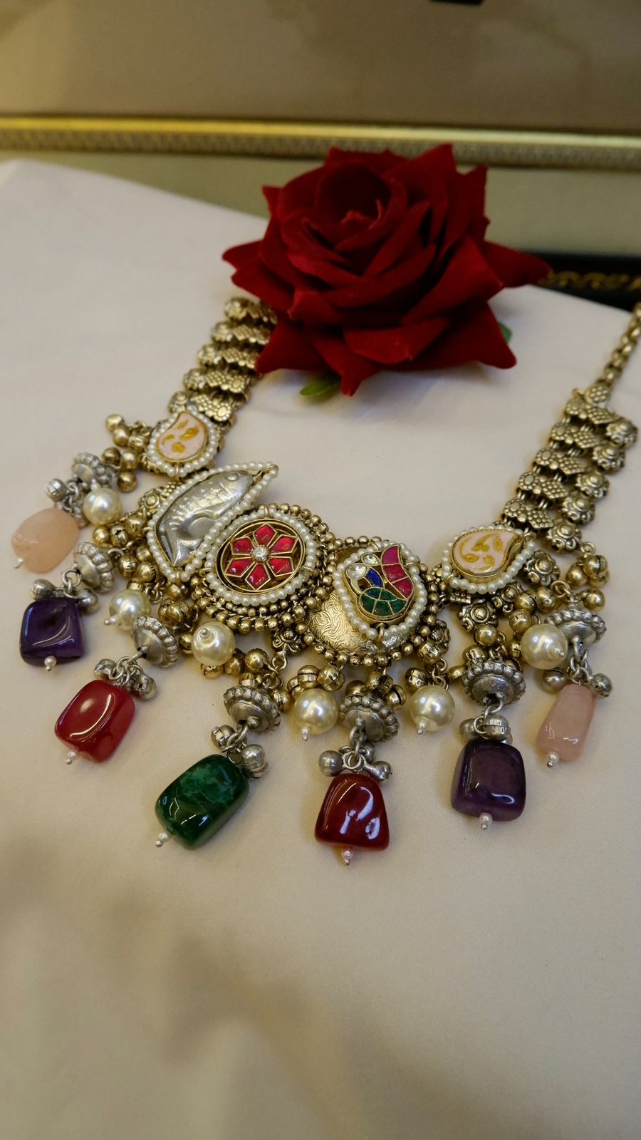 Amrapali Neckpiece