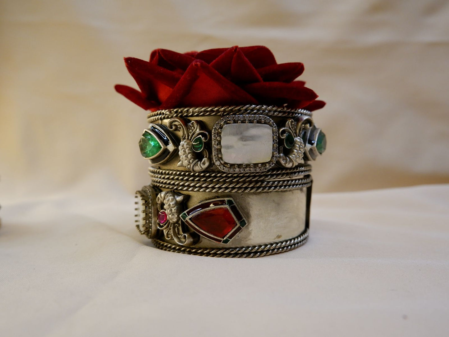 Aphrodite Cuff