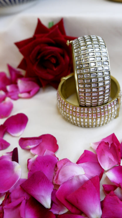 Manasvini Bangle