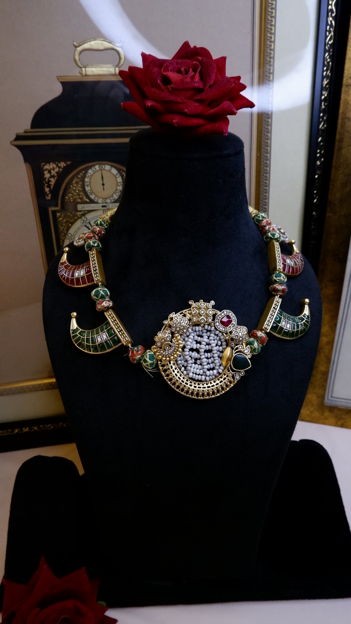 Karnavati Neckpiece
