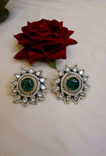 Gulbaano Studs