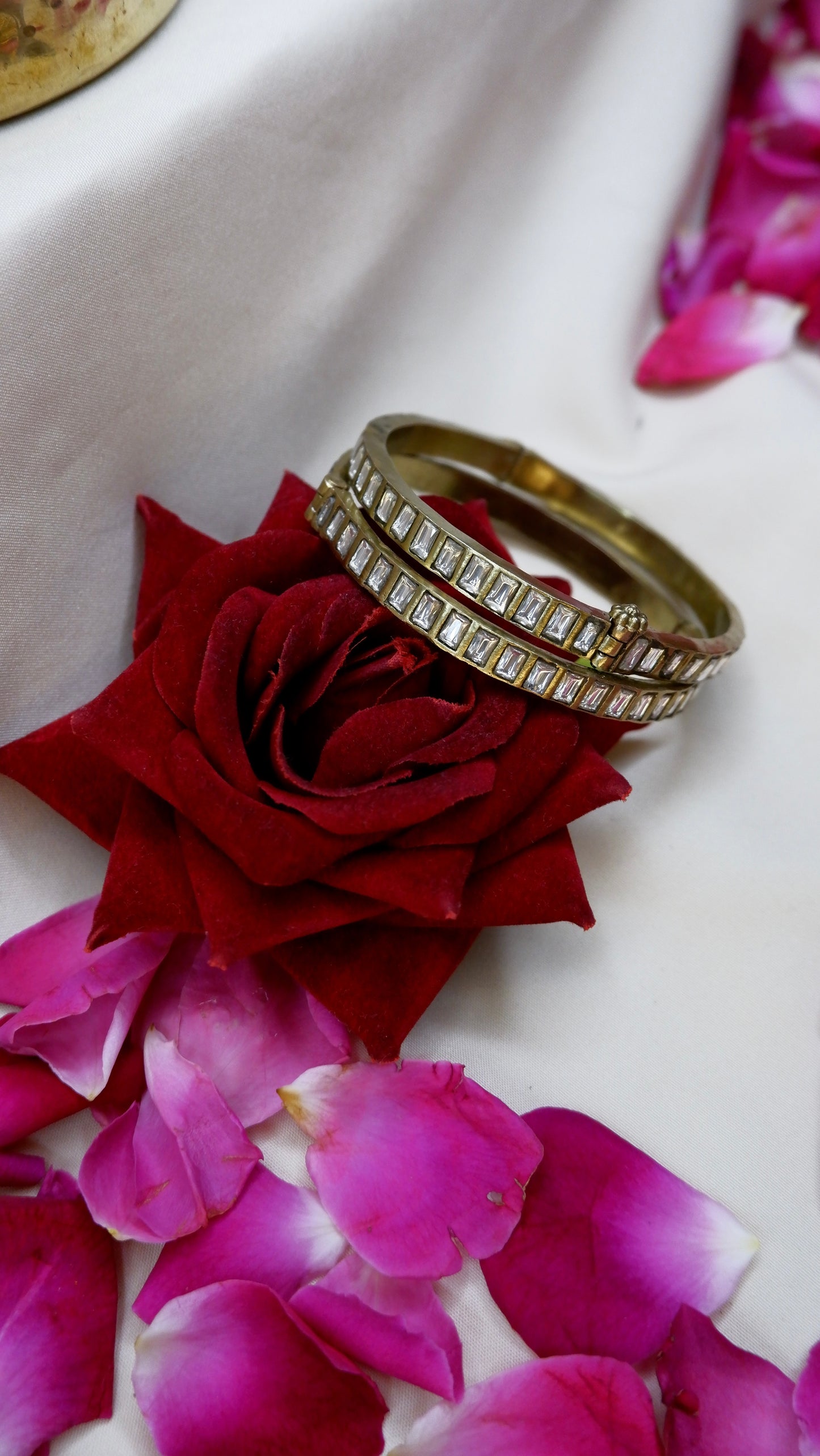 Tara Bangle