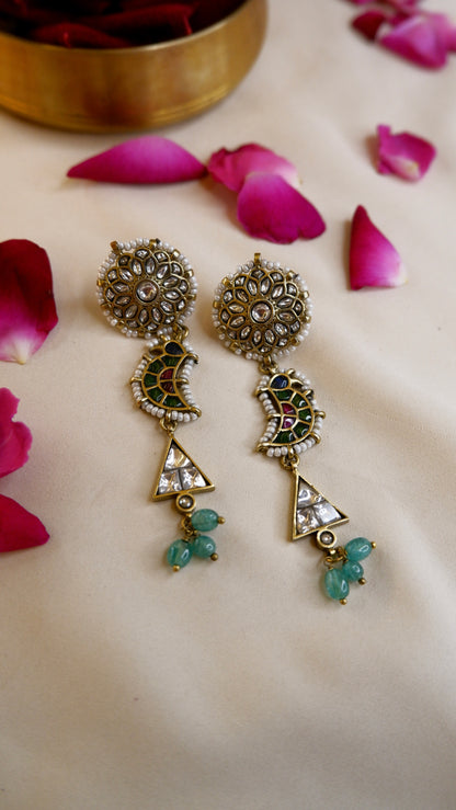 Inaaya Earrings