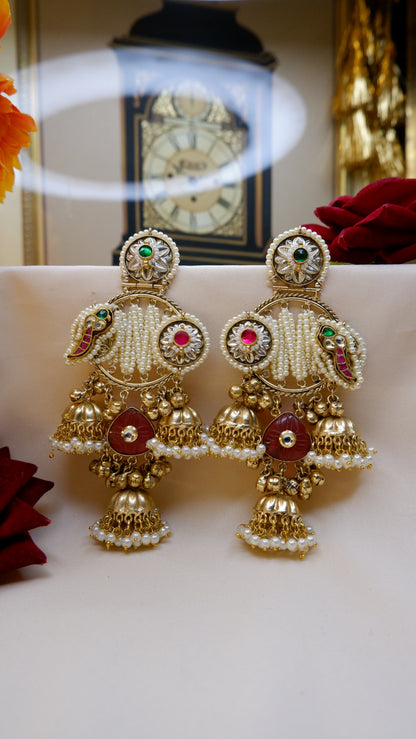 Laavanya Pearl Earrings