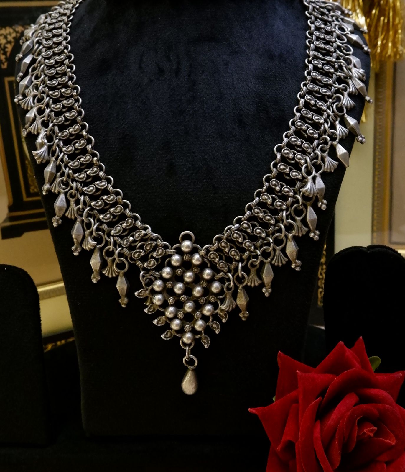 Nakshtra Neckpiece