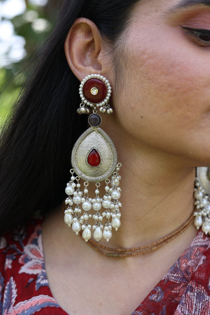 Noor pearl earrings