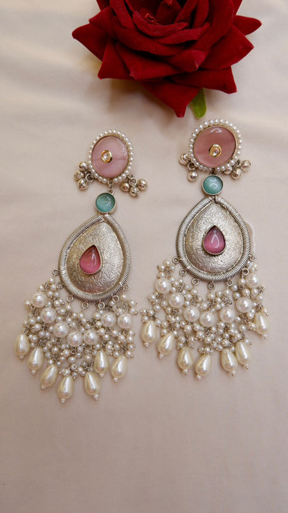 Noor pearl earrings