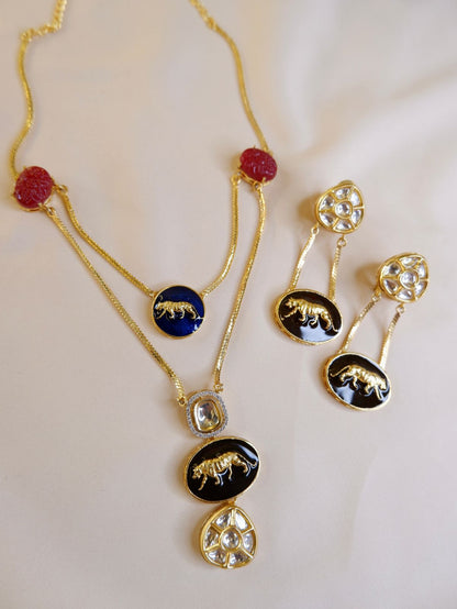 Tagore Neckset