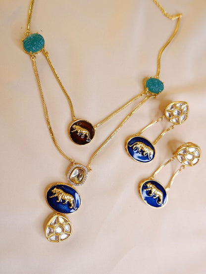 Tagore Neckset