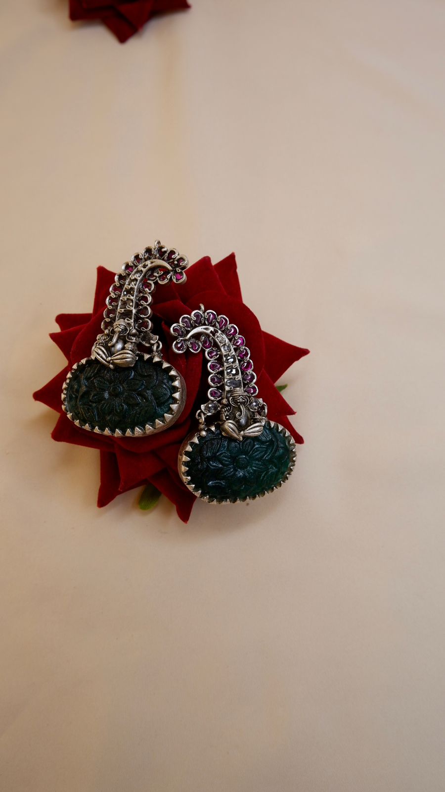 Vaaruna studs