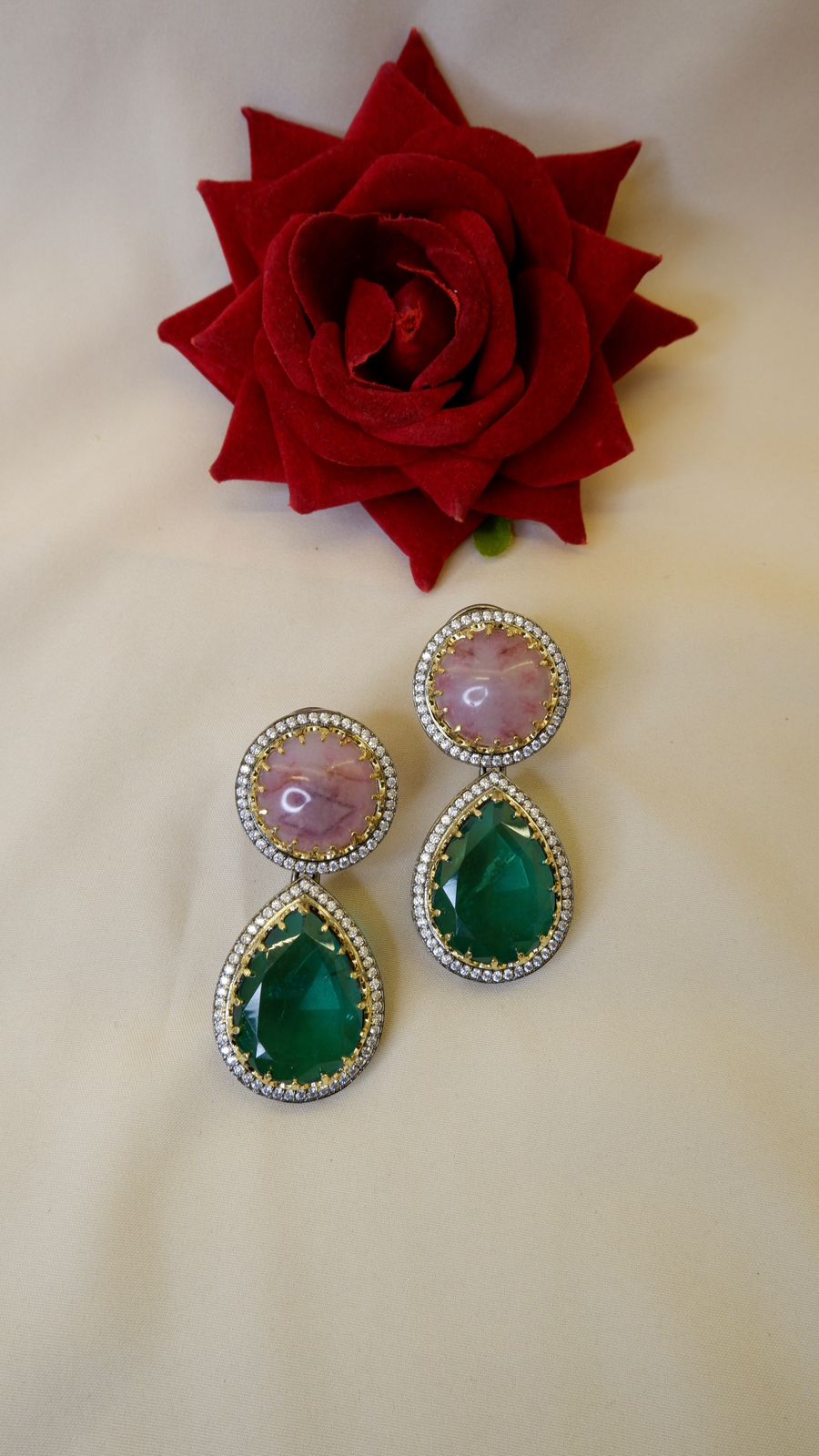 Victoria studs