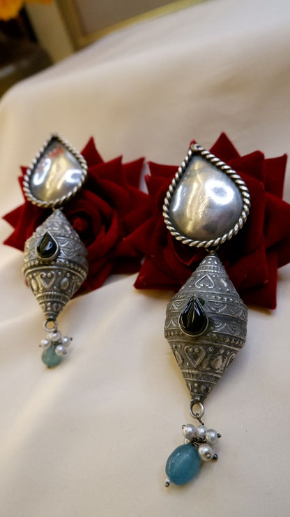 Vamika Earrings