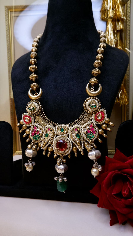 Abeer Neckset