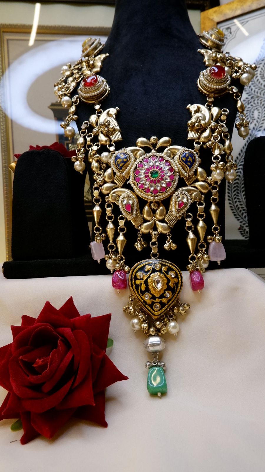 Vedik Neckpiece