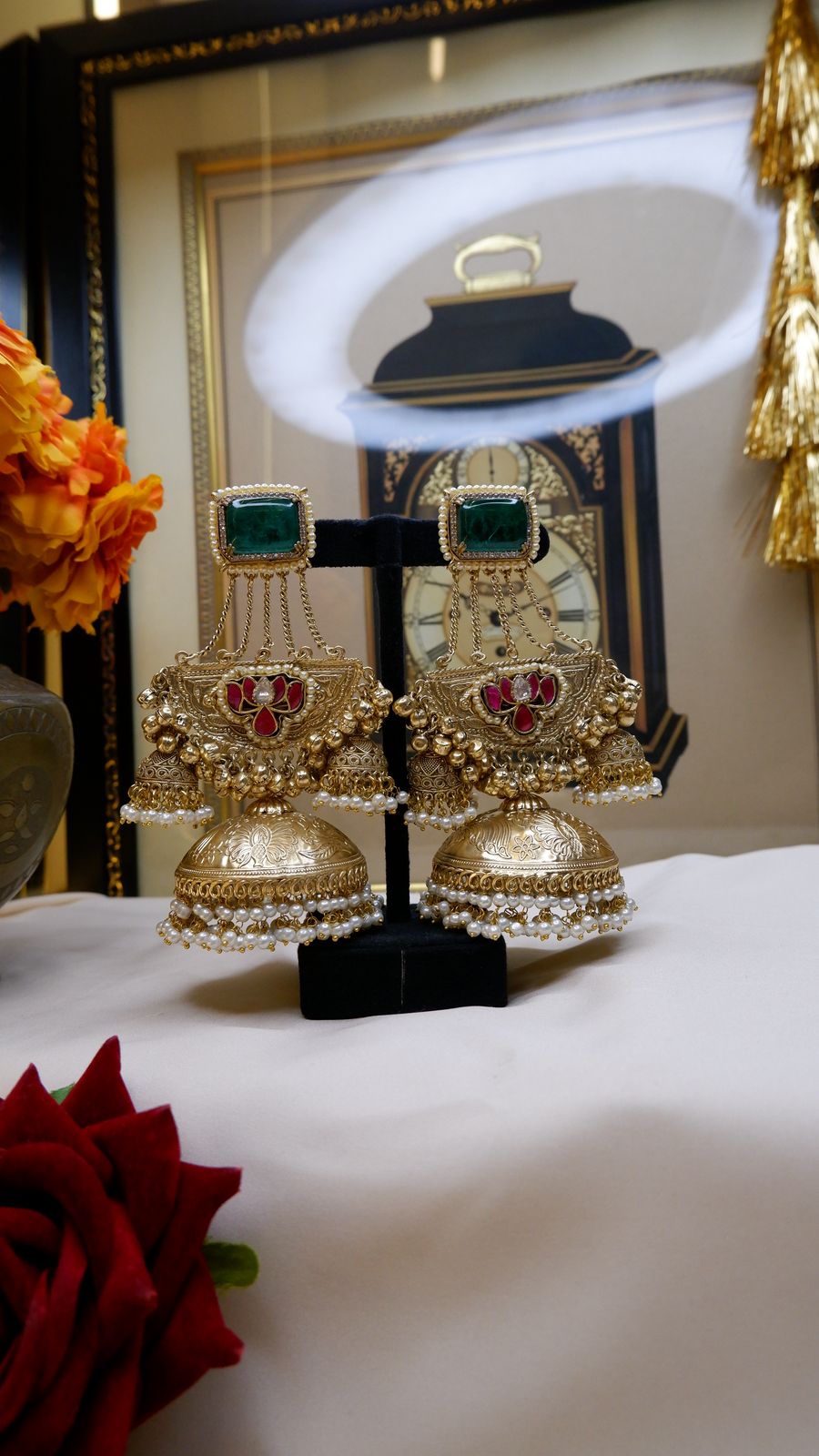 Nigaar Jhumkas