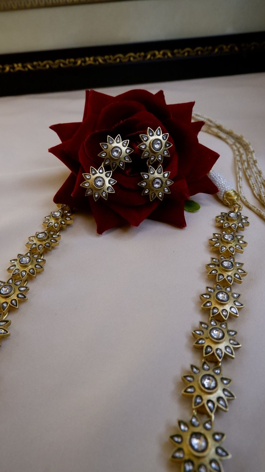 Sitara Neckset